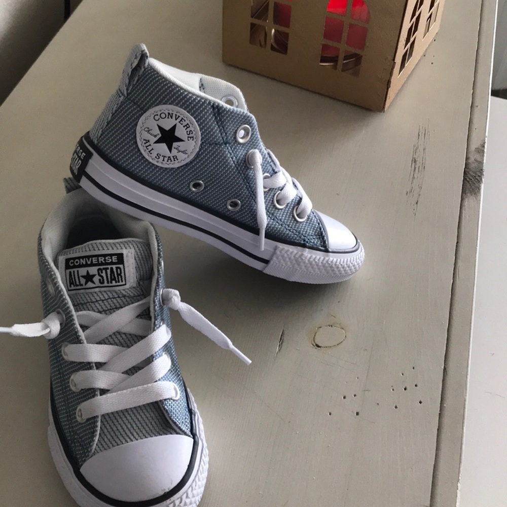 Chuck Taylor Converse All Star boys sneakers. NWOT